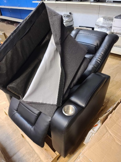 Recliner & Chair