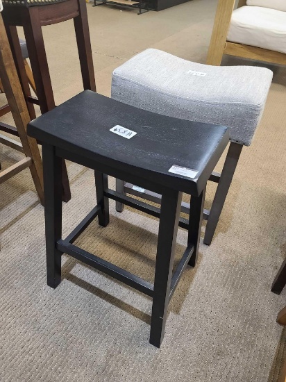 (1) 24'' Trenton Counter Stool & (1) Stool Bar (Gray)