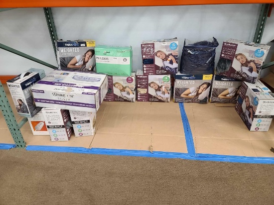 Lot w/Weighted Blankets(Rack Not Included)