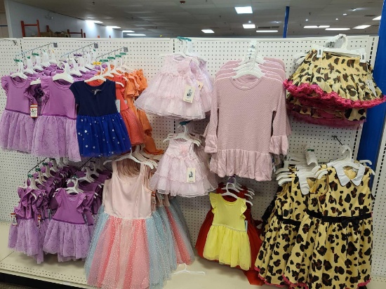 Lot w/toddler Girl Clothing(Rack Not Included)