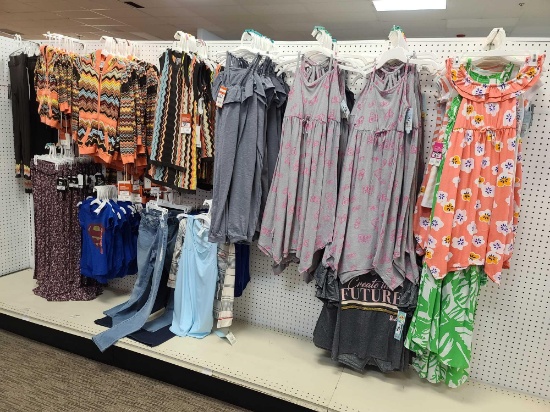 Lot w/toddler Girl Clothing(Rack Not Included)