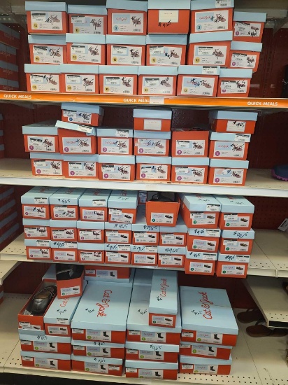 Lot w/Shoes(Rack Not Included)
