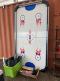 Play Hockey Table