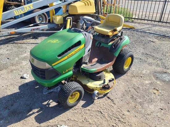 LA105 John Deere Riding Mower