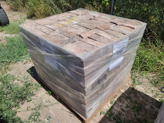 Pallet of (480) Bricks