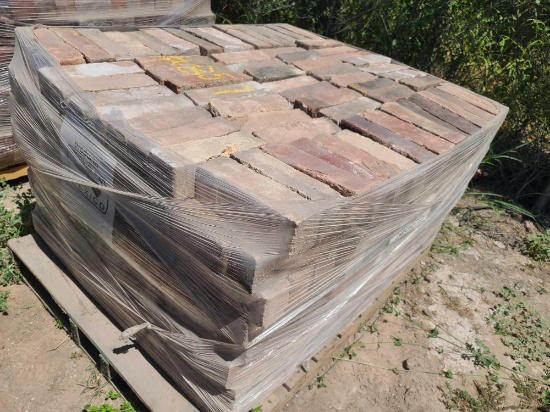 Pallet of (480) Bricks