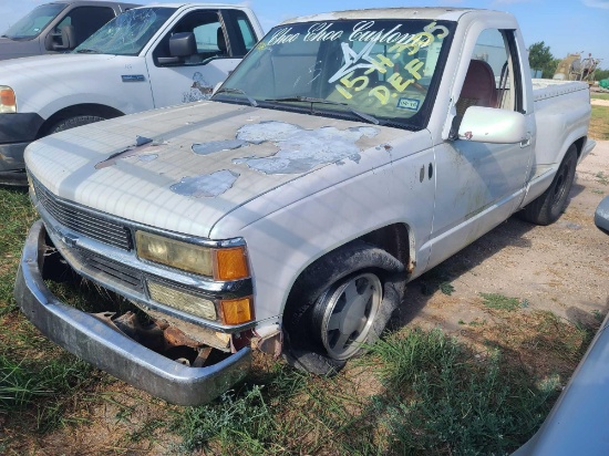 1990 Chevrolet C1500 Pickup Truck, VIN # 1GCDC14K6LZ205381