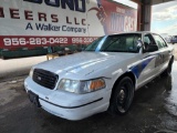 2000 Ford Crown Victoria Passenger Car, VIN # 2FAFP71W3YX146008