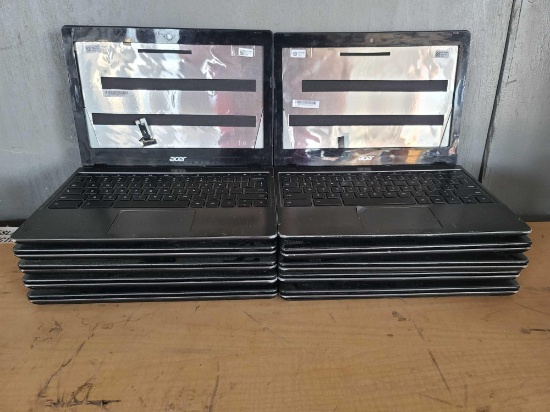 (10) Acer Chromebooks