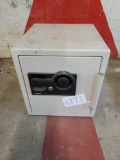 Sentry Combination Safe (Unknown Combination #s)