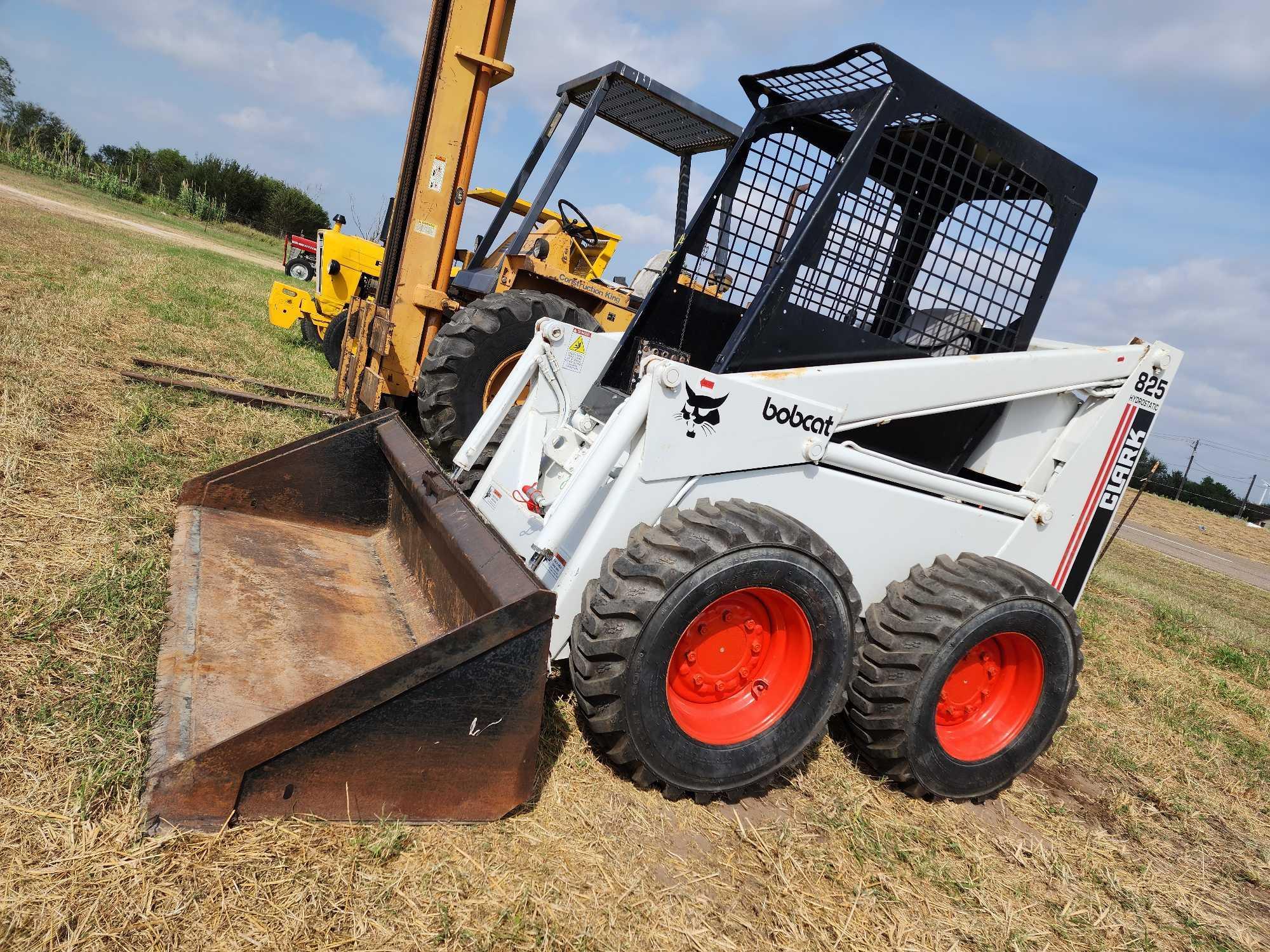 Clark Bobcat Skidsteer Model 825 Serial No: | Proxibid