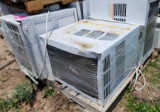 (1) Pallet of Window AC Units (Apprx. 4 Units)