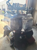 (1) Pallet of Office Chairs