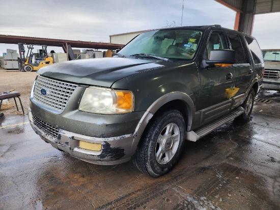 2004 Ford Expedition Multipurpose Vehicle (MPV), VIN # 1FMPU17L44LA21507