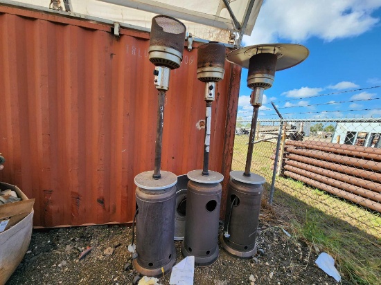 (3) Outdoor Patio Heaters