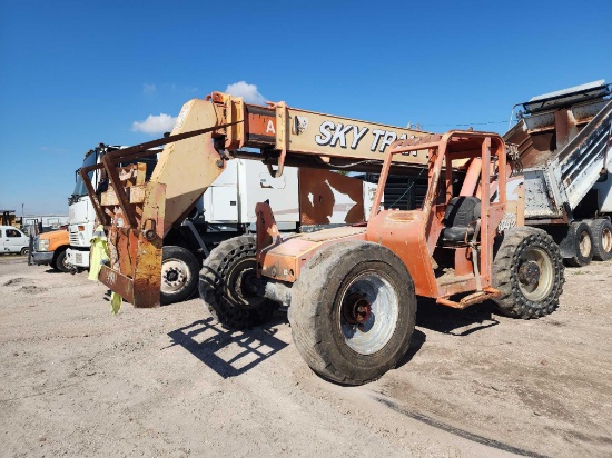 8042 Skytrak Telehandler