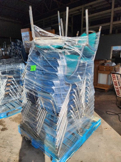 (1) Pallet of Student Chairs