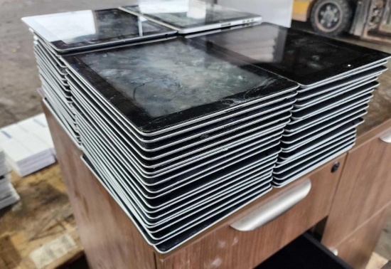 Group of iPads (NO DESK) (Apprx. 76)