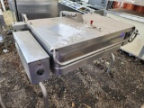Stainless Steel Comm. Tilt Skillet / Braising Pan