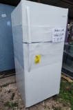 Frigidaire FFTR1814TWJ Refrigerator/Freezer