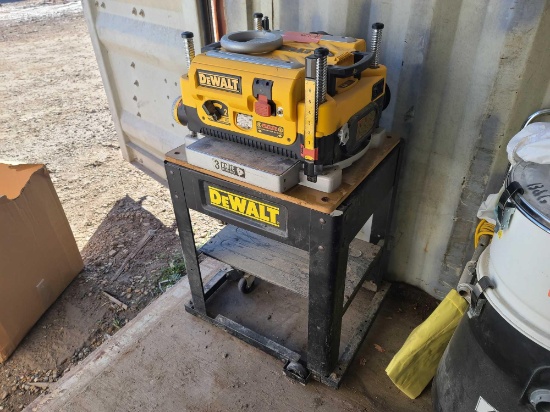 Dewalt 13" Thickness Planer