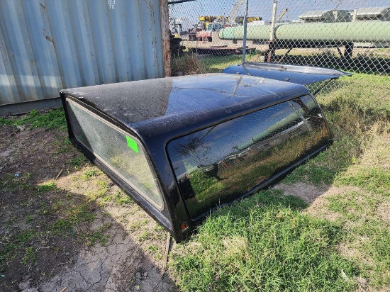 Truck Topper off a Ford P/k 3/4 Ton, (4) Clamps