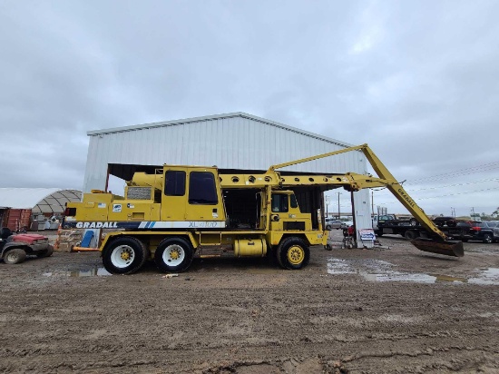 2002 Gradall Excavator Truck XL4100