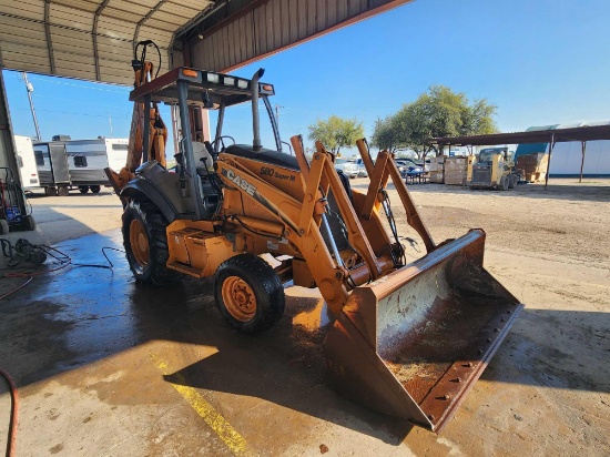 CASE 580SM II Backhoe Loader