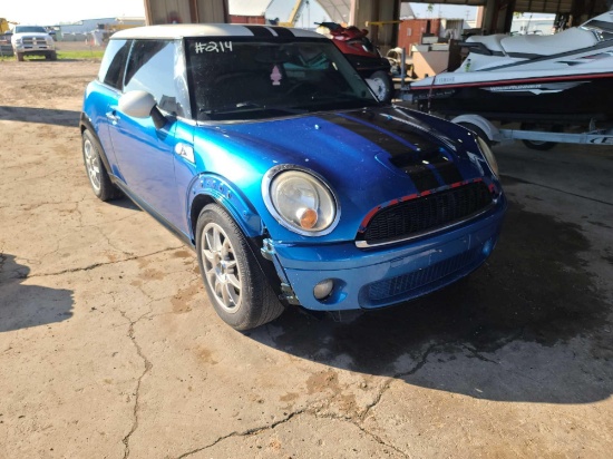 2009 MINI Cooper Passenger Car, VIN # WMWMF73539TW80095