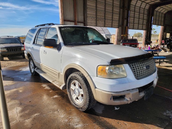 2005 Ford Expedition Multipurpose Vehicle (MPV), VIN # 1FMFU17575LA03520