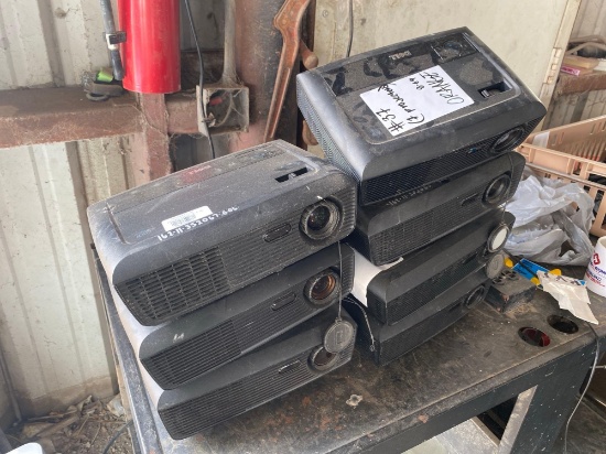 (7) Dell Projectors