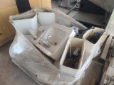 (1) Pallet w/Ceramic Bathroom Sinks and Toilets