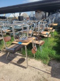 (1 Row) of Combo Student Desks