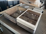 (20) Apple IPads