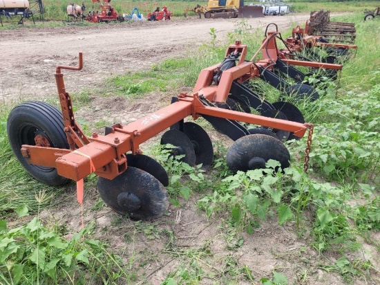 7 Row Bottom Plow
