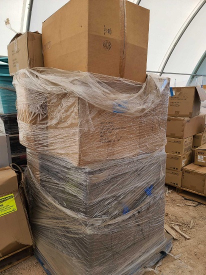 (1) Pallet w/Christmas Ornaments, Misc.