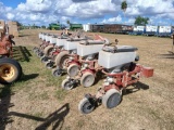 Agco White 8788 Stack fold Planter, Srl.#HR78800101 (Seller has Controller)