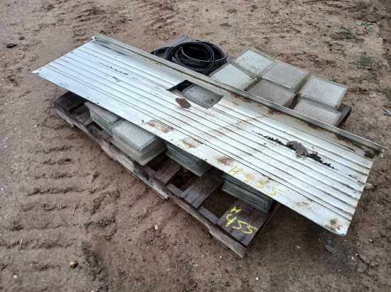 Pallet of Decorative Glass Building Blocks & Misc.