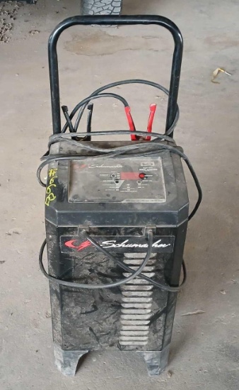 Mobile Schumacher Heavy-Duty Electric Battery Charger/Engine Starter