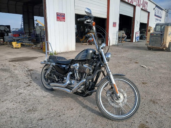 2014 Harley-Davidson XL 1200V Motorcycle, VIN # 1HD1LF317EC422502