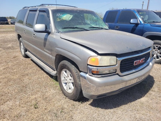2001 GMC Yukon XL Multipurpose Vehicle (MPV), VIN # 3GKEC16T11G224948