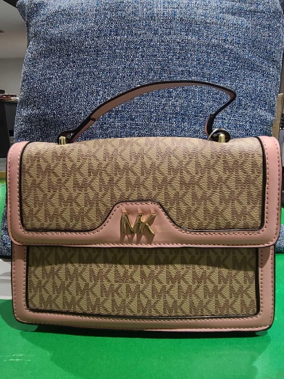 Women's Pink/Brown Hand Bag (AUCTION COMPANY DOES NOT GUARANTEE AUTHENTICITY)