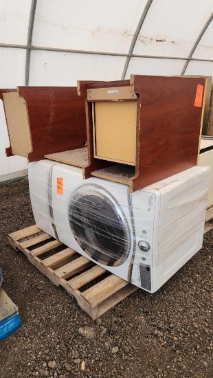 (1) Whirlpool Washer, (1) Wooden Office Desk on Pallet