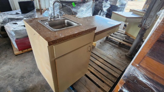 Kitchen Sink w/ Cabinet and Counter Attachment on Pallet