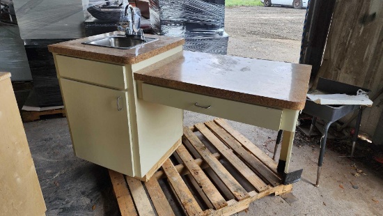 Kitchen Sink w/ Cabinet and Counter Attachment on Pallet