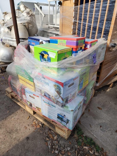 Pallet w/ Class Set Educational Teaching/Learning Materials