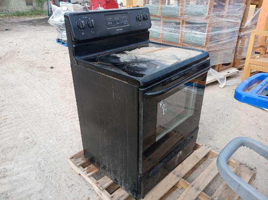 (1) Pallet w/ Frigidaire Black Stove