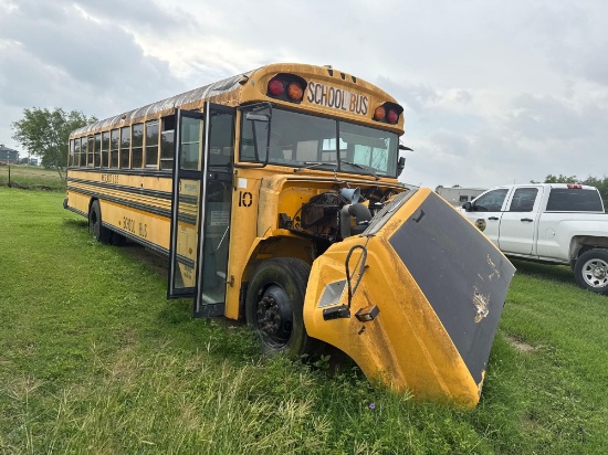 2001 Freightliner FS65 Chassis Bus, VIN#4UZAAXBV81CH17683 (FOR PARTS ONLY-NO TITLE) OFFSITE: WESLACO