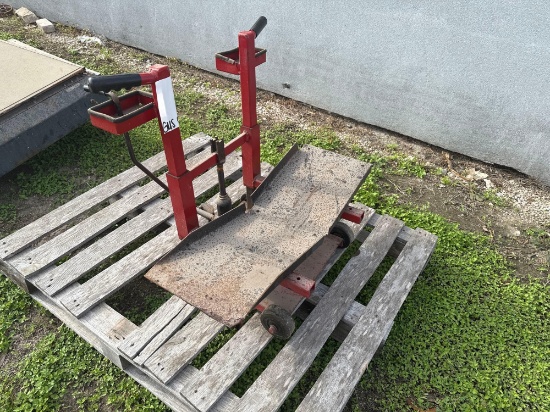 (1) Coats 0501 Wheel Lift on Pallet