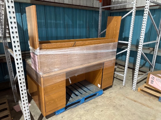 (1) LG Executive Desk
